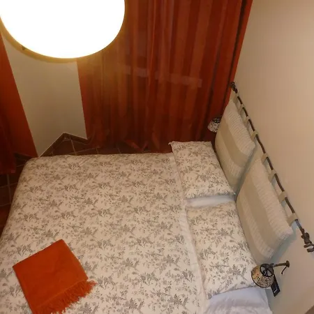 Casa Orefici, 4 In Front Of Aquarium!