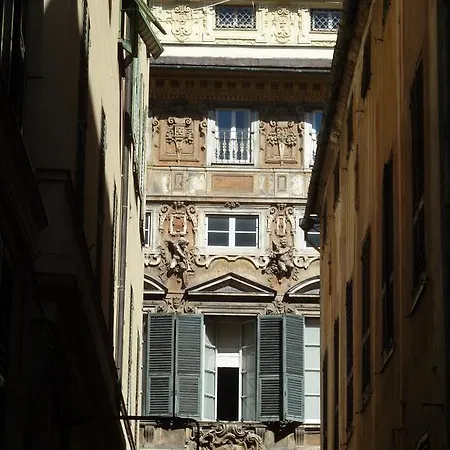 Casa Orefici, 4 In Front Of Aquarium!