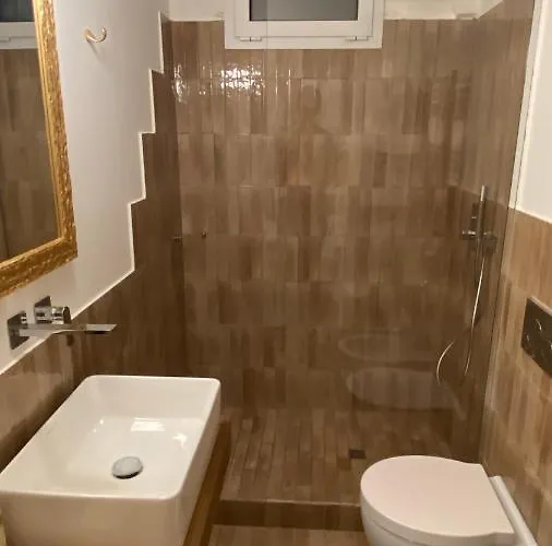 Casa Orefici, 4 In Front Of Aquarium!