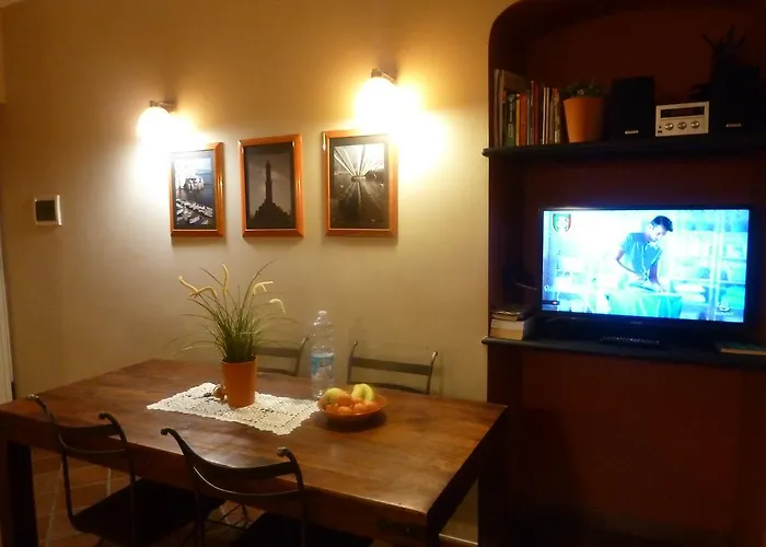 Casa Orefici, 4 In Front Of Aquarium!