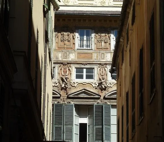 Casa Orefici, 4 In Front Of Aquarium!