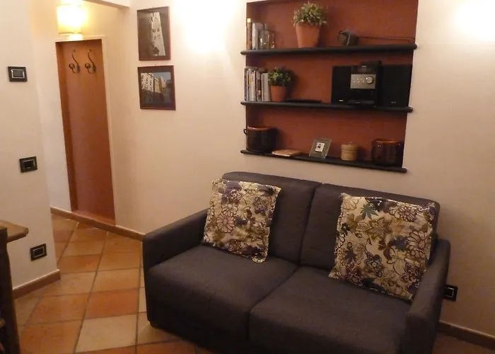 Casa Orefici, 4 In Front Of Aquarium! *