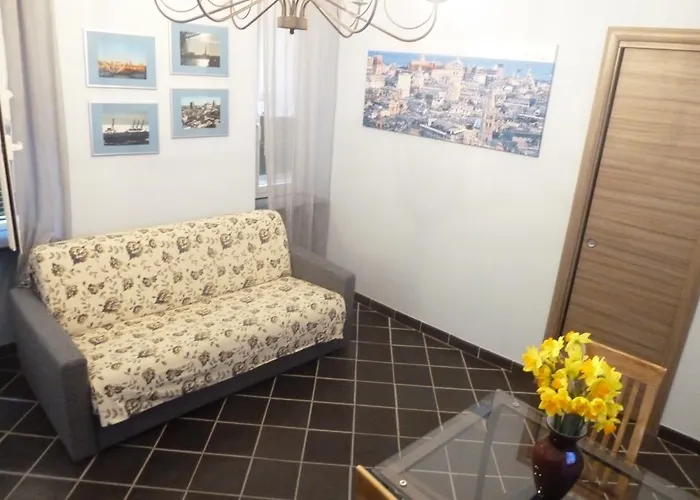 Casa Orefici, 4 In Front Of Aquarium! *